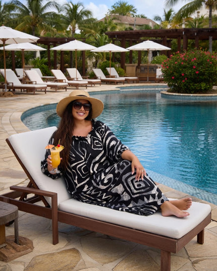 Elegant Tribal Print Chiffon Maxi Dress - Black & White Resort Style