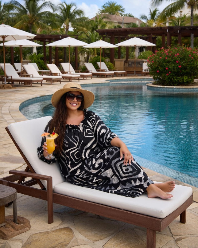 Elegant Tribal Print Chiffon Maxi Dress - Black & White Resort Style