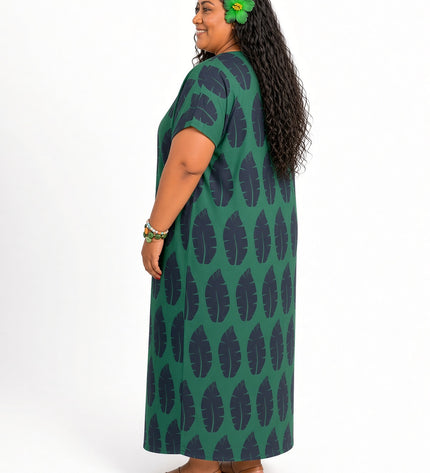 Emerald Shield Print Short Sleeve Maxi Dress with Pockets