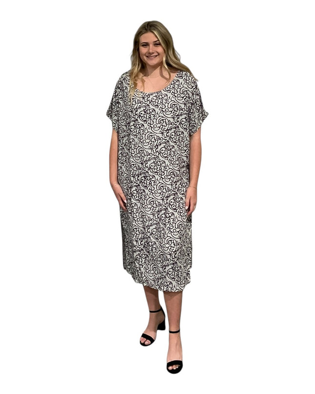 Round neck short sleeve dress