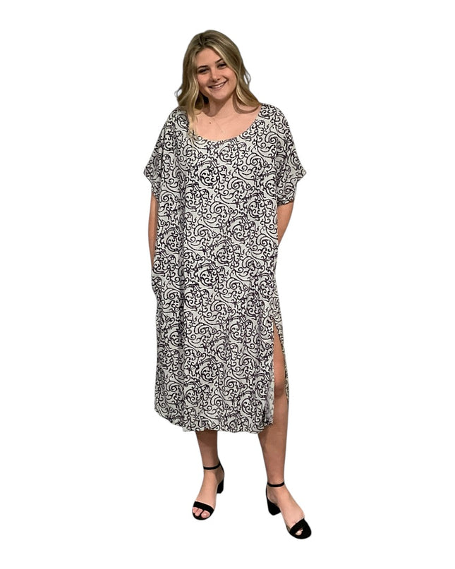 Round neck short sleeve dress