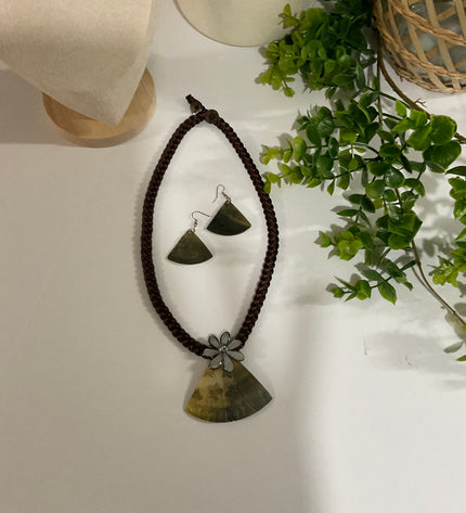Handcrafted Fan Stone Necklace & Earring Set