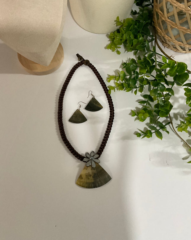 Handcrafted Fan Stone Necklace & Earring Set