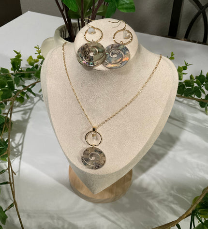 Island Spiral Shell Jewelry Set